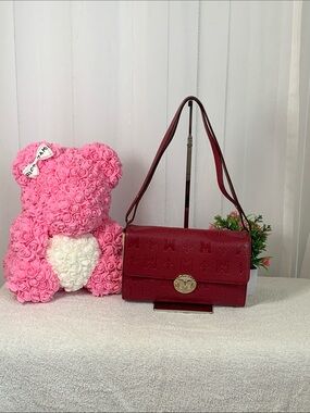 GUC Metrocity Red Burgundy Crossbody Bag